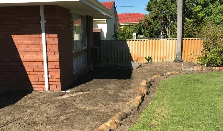 Willeton garden bed after weed removal